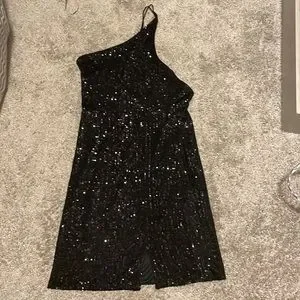 Princess Polly | Dresses | Princess Polly Black One Shoulder Sequin Dress  Size Us 8 | Poshmark